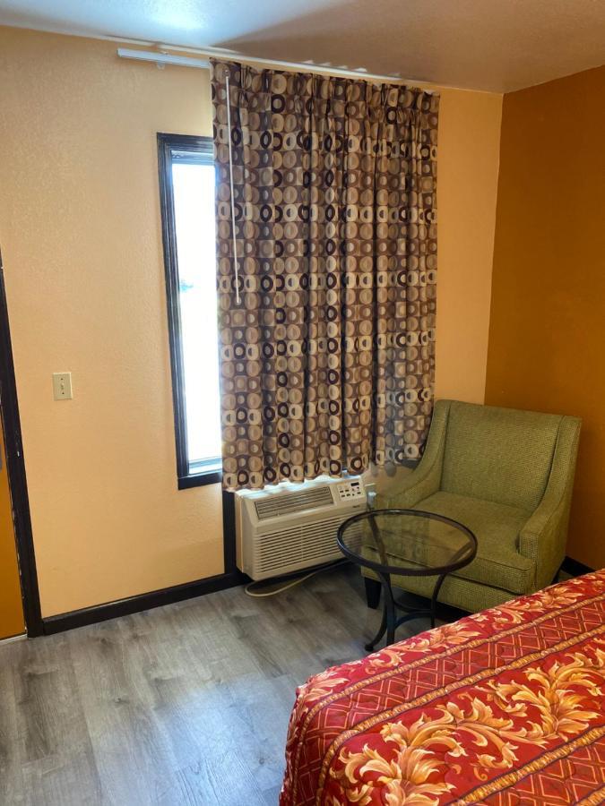Deluxe Inn Хардивилл Экстерьер фото